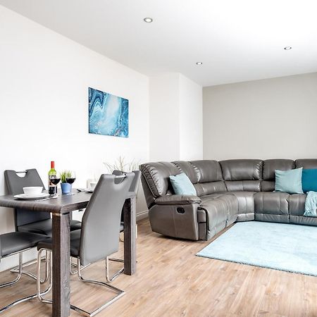 Pluxa Blue Sapphire Luxury Stay Free Parking Free Wifi - Walk Everywhere, Travel, Biz, Leisure Birmingham Extérieur photo